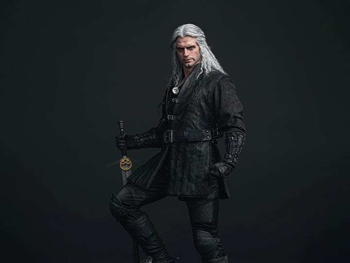 The Witcher (Netflix) Hyperreal Geralt of Rivia 1/3 Scale Statue Gallery Image 1