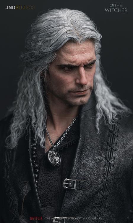 The Witcher (Netflix) Hyperreal Geralt of Rivia 1/3 Scale Statue Gallery Image 17