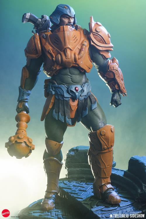 Masters of the Universe Legends Man-at-Arms 1/5 Scale Maquette Gallery Image 3