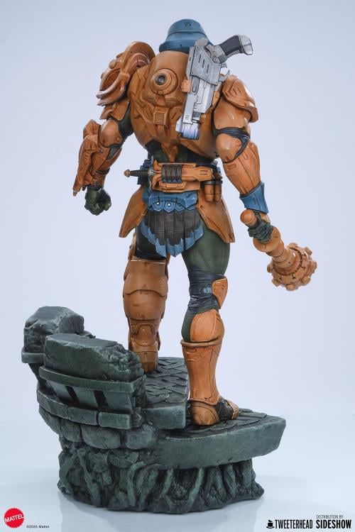 Masters of the Universe Legends Man-at-Arms 1/5 Scale Maquette Gallery Image 12