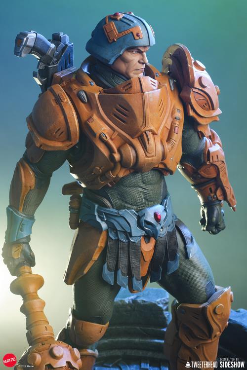 Masters of the Universe Legends Man-at-Arms 1/5 Scale Maquette Gallery Image 6