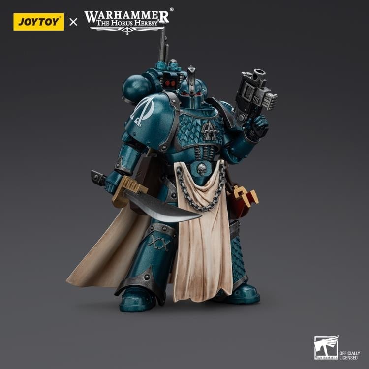 Warhammer: The Horus Heresy Alpha Legion Legion Praetor with Power Sword 1/18 Scale Action Figure Gallery Image 3