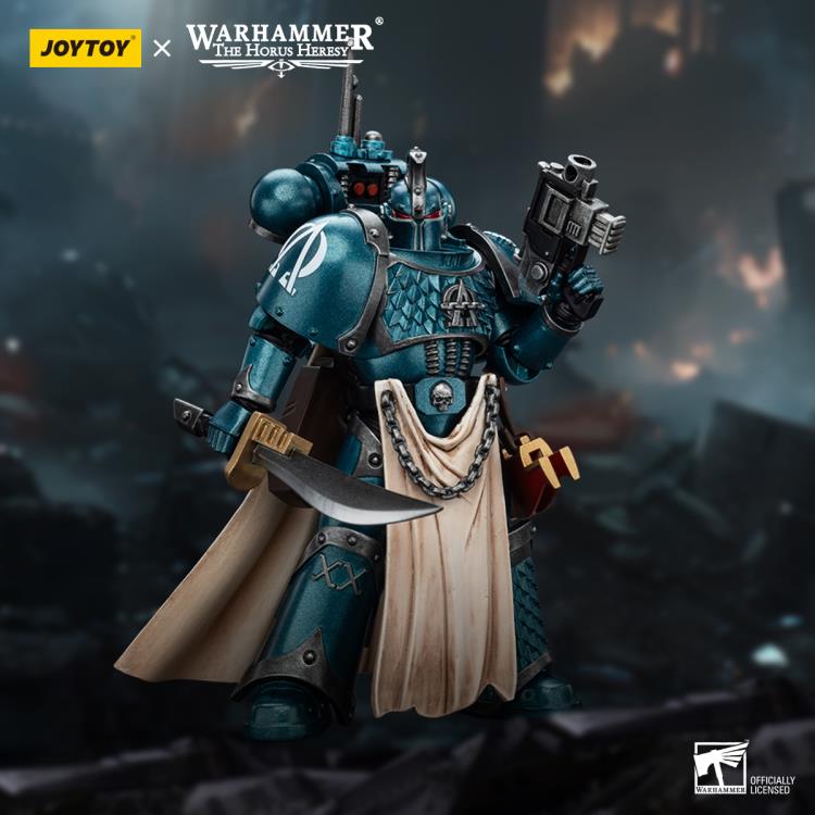 Warhammer: The Horus Heresy Alpha Legion Legion Praetor with Power Sword 1/18 Scale Action Figure Gallery Image 9