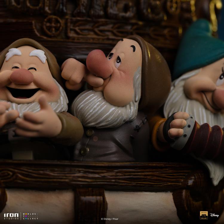 Snow White and the Seven Dwarfs Disney Classic Snow White 1/10 Deluxe Art Scale Limited Edition Statue Gallery Image 16