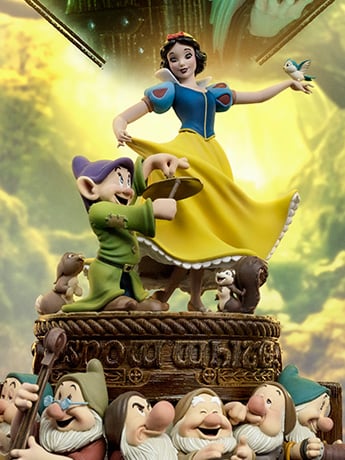Snow White and the Seven Dwarfs Disney Classic Snow White 1/10 Deluxe Art Scale Limited Edition Statue Gallery Image 2