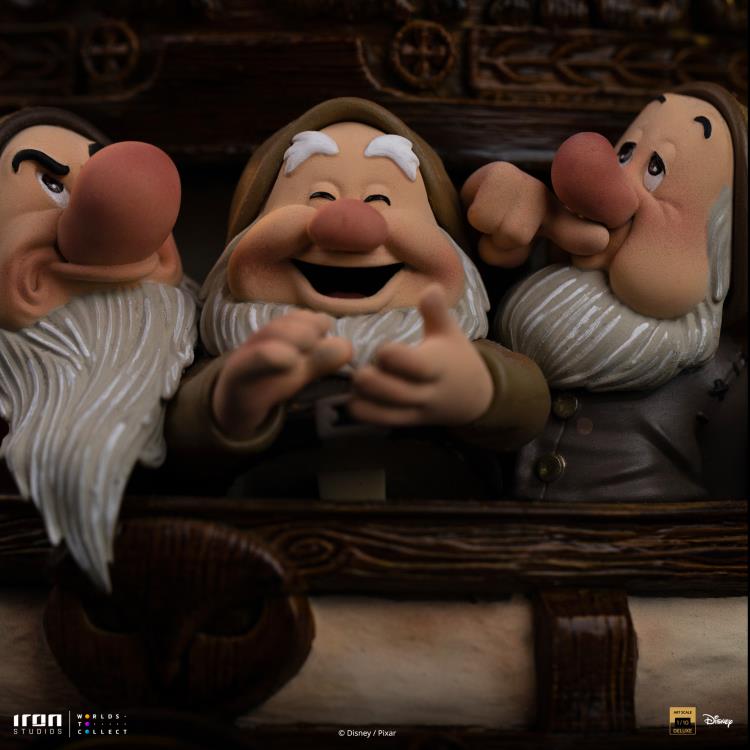 Snow White and the Seven Dwarfs Disney Classic Snow White 1/10 Deluxe Art Scale Limited Edition Statue Gallery Image 14