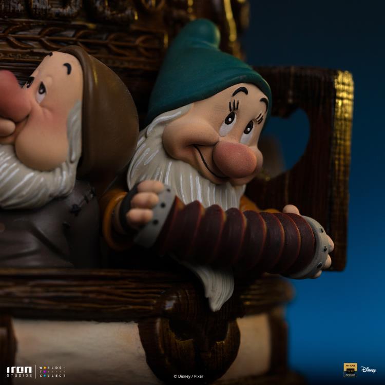 Snow White and the Seven Dwarfs Disney Classic Snow White 1/10 Deluxe Art Scale Limited Edition Statue Gallery Image 17