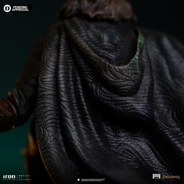 The Lord of the Rings Aragorn Unleashed 1/10 Art Scale Limited Edition Statue Gallery Image 9
