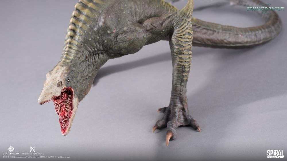 Kong: Skull Island Hall of Fame Skullcrawler Statue Gallery Image 12