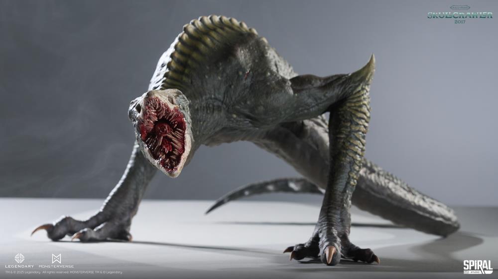 Kong: Skull Island Hall of Fame Skullcrawler Statue Gallery Image 16