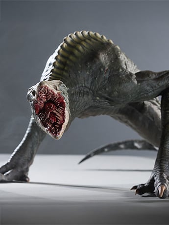 Kong: Skull Island Hall of Fame Skullcrawler Statue Gallery Image 2