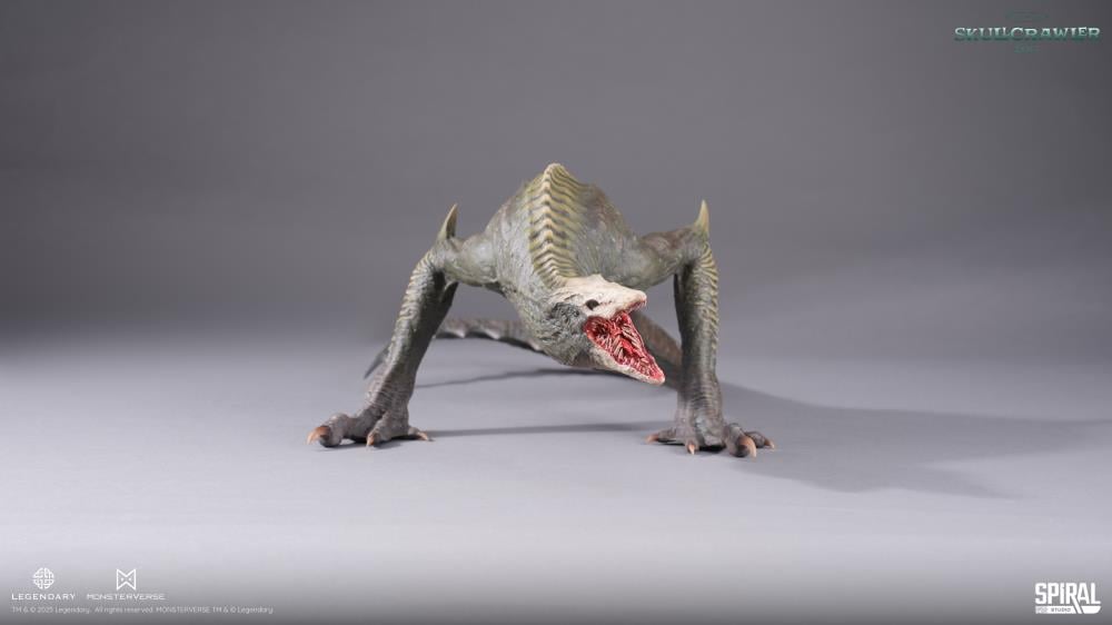 Kong: Skull Island Hall of Fame Skullcrawler Statue Gallery Image 11