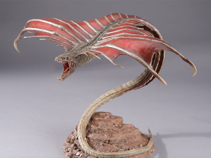 Godzilla vs. Kong Hall of Fame Series Warbat Statue Gallery Image 1