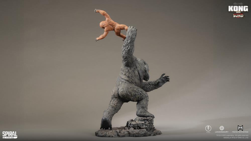 Godzilla x Kong: The New Empire Hall of Fame Kong (Weaponized Suko Ver.) Statue Gallery Image 10