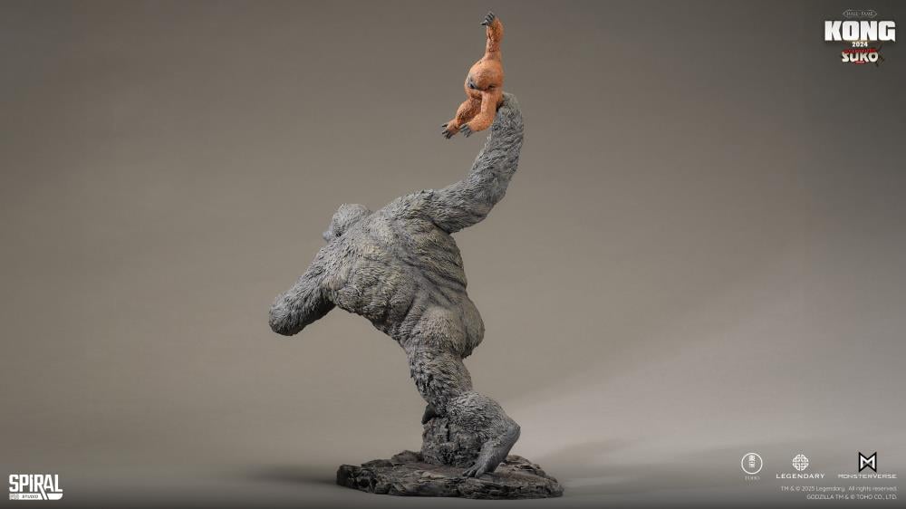 Godzilla x Kong: The New Empire Hall of Fame Kong (Weaponized Suko Ver.) Statue Gallery Image 8