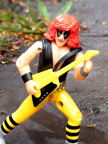 G.I. Joe ReAction+ Zartan Cold Slither (Cartoon) Action Figure Gallery Image 2