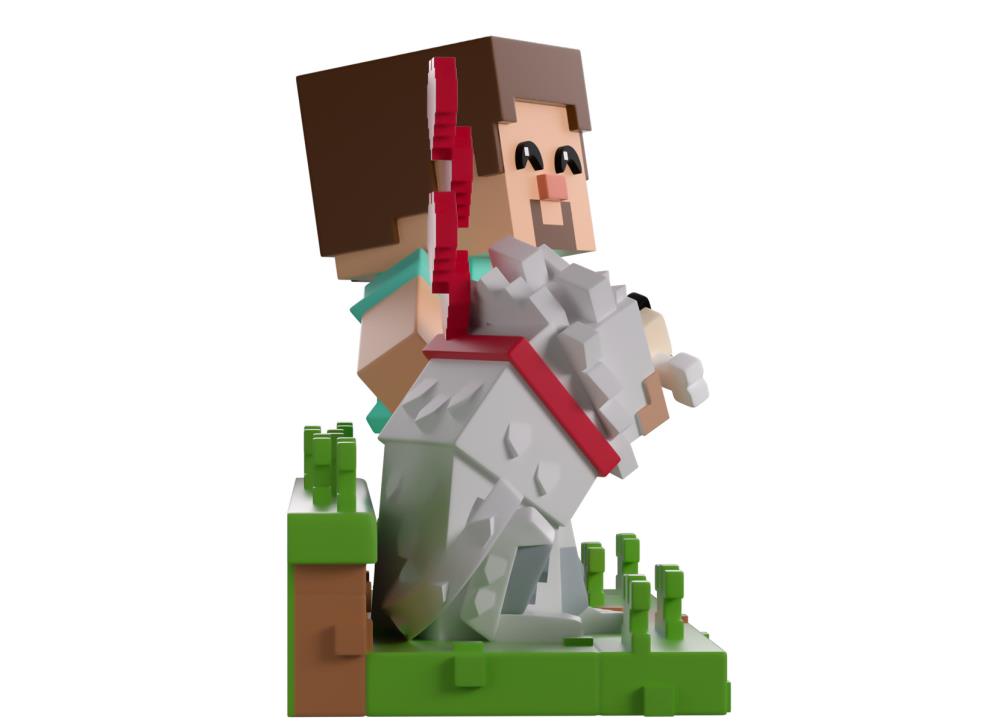 Minecraft Taming a Wolf Vinyl Figure Gallery Image 3