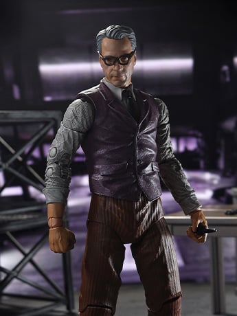 Batman v Superman: Dawn of Justice DC Multiverse Alfred Pennyworth Action Figure Gallery Image 2
