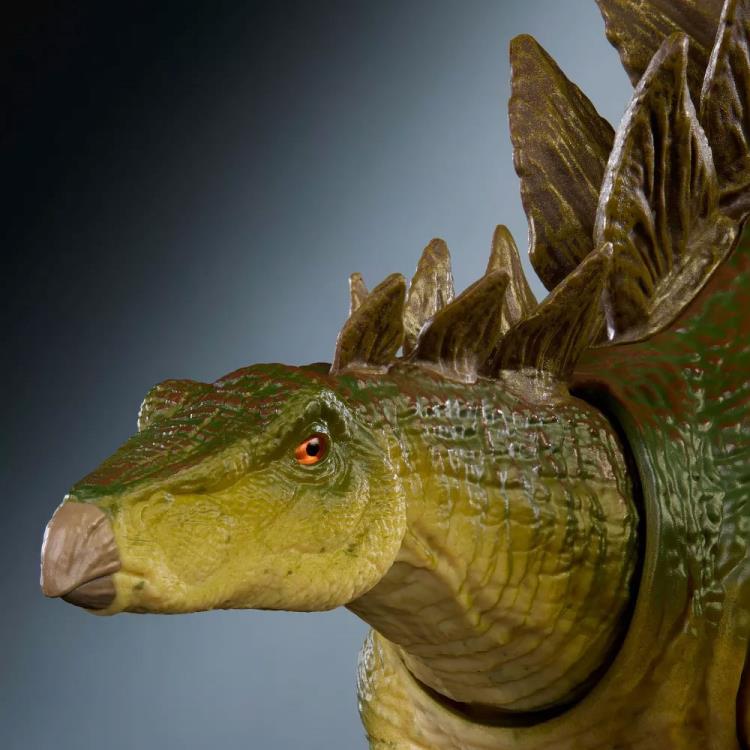 Jurassic Park: The Lost World Hammond Collection Stegosaurus Deluxe Action Figure Gallery Image 7