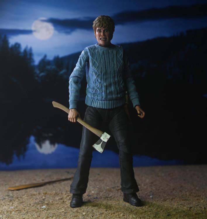 Friday the 13th (1980) Ultimate Pamela Voorhees Action Figure Gallery Image 6