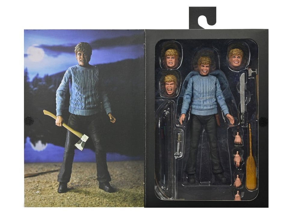 Friday the 13th (1980) Ultimate Pamela Voorhees Action Figure Gallery Image 15