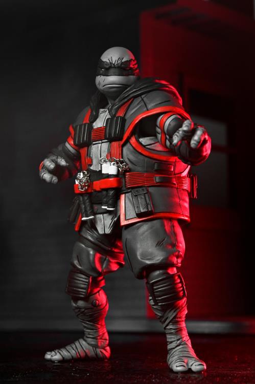 Teenage Mutant Ninja Turtles: The Last Ronin - The Lost Years Michelangelo (Nightwatcher) Action Figure Gallery Image 5
