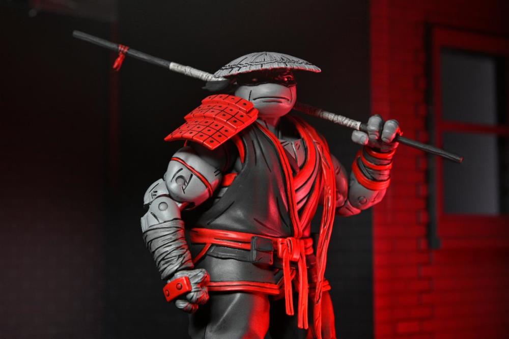 Teenage Mutant Ninja Turtles: The Last Ronin - The Lost Years Donatello (Nightwatcher) Action Figure Gallery Image 9