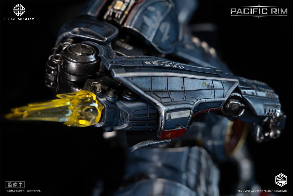 Pacific Rim Heavy Mecha Gipsy Danger Action Figure Gallery Image 19
