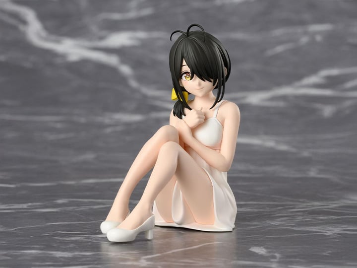 The Shiunji Family Children Kotono Shiunji Premium Perching Figure Gallery Image 1