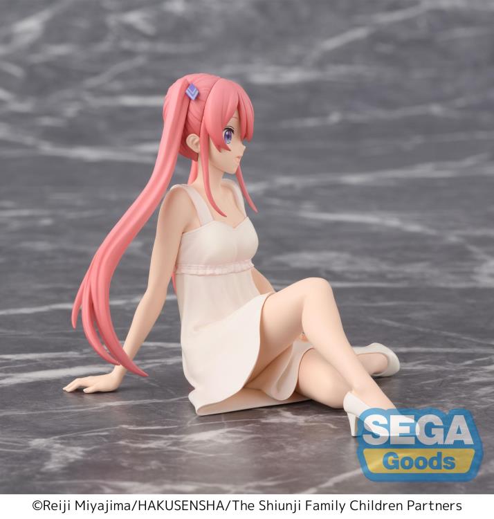 The Shiunji Family Children Ouka Shiunji Premium Perching Figure Gallery Image 5