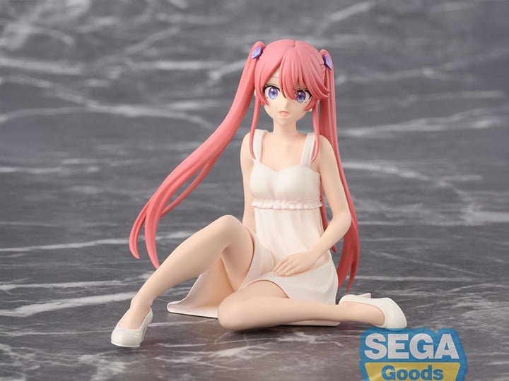 The Shiunji Family Children Ouka Shiunji Premium Perching Figure Gallery Image 1