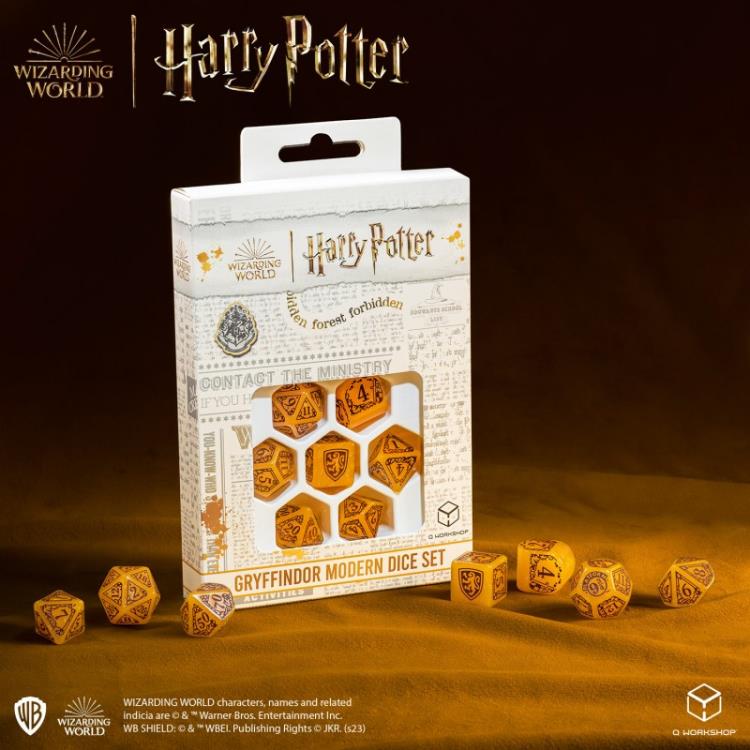 Harry Potter Gryffindor Modern Dice Set (Gold) Gallery Image 9