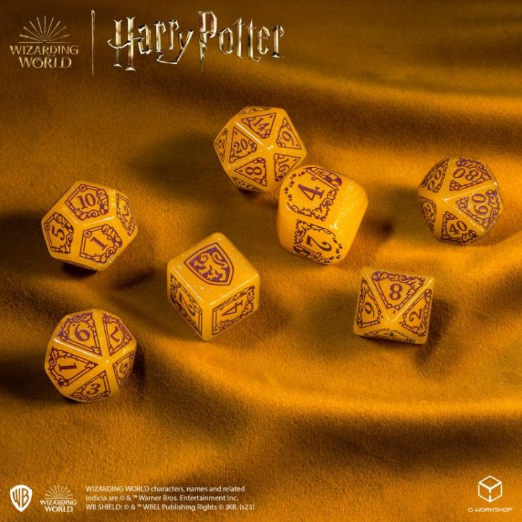 Harry Potter Gryffindor Modern Dice Set (Gold) Gallery Image 5