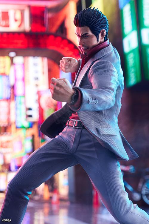 Yakuza: Like a Dragon Kazuma Kiryu 1/6 Scale Figure Gallery Image 4