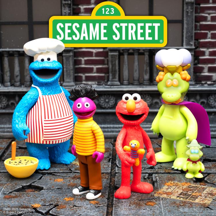 Sesame Street ReAction Elmo Action Figure