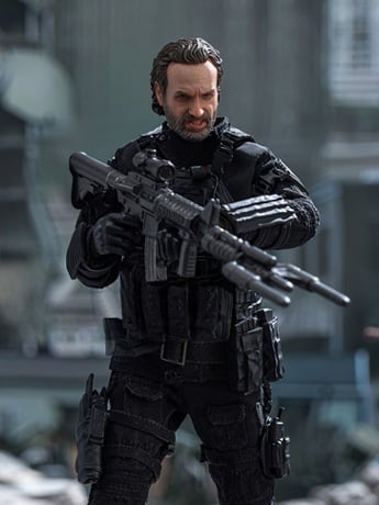 The Walking Dead: The Ones Who Lived Exquisite Super Series Rick Grimes 1/12 Scale PX Previews Exclusive Action Figure Gallery Image 2