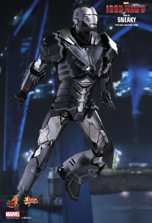 Iron Man 3 MMS348 Sneaky (Mark XV) 1/6th Scale Collectible Figure Gallery Image 7