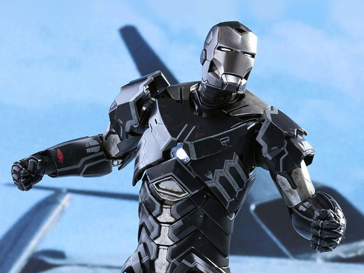 Iron Man 3 MMS348 Sneaky (Mark XV) 1/6th Scale Collectible Figure Gallery Image 1