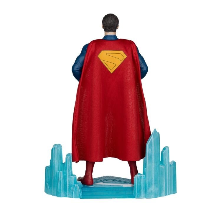 Superman (2025) DC Multiverse Superman 1/6 Scale Statue Gallery Image 5