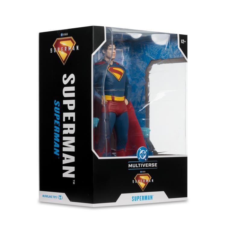 Superman (2025) DC Multiverse Superman 1/6 Scale Statue Gallery Image 8