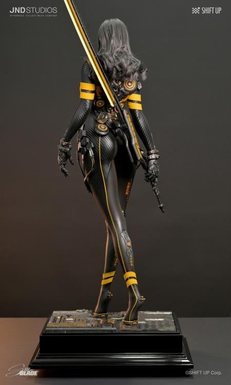 Stellar Blade Hyperreal Eve, Tachy and Drone 1/3 Scale Limited Edition Statue Set Gallery Image 9