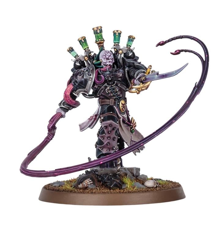 Warhammer 40,000 Emperor's Children Lucius the Eternal Citadel Miniature Gallery Image 3