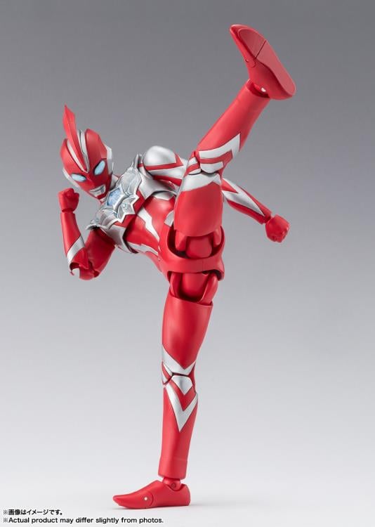 Ultraman Omega S.H.Figuarts Ultraman Omega Action Figure Gallery Image 8