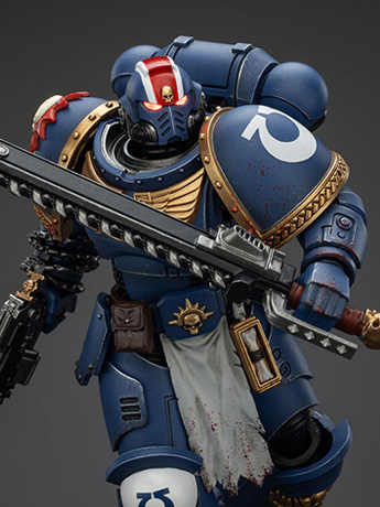 Warhammer 40,000: Space Marine 2 Ultramarines Lieutenant Titus (Collectors Edition) 1/18 Scale Action Figure Gallery Image 2