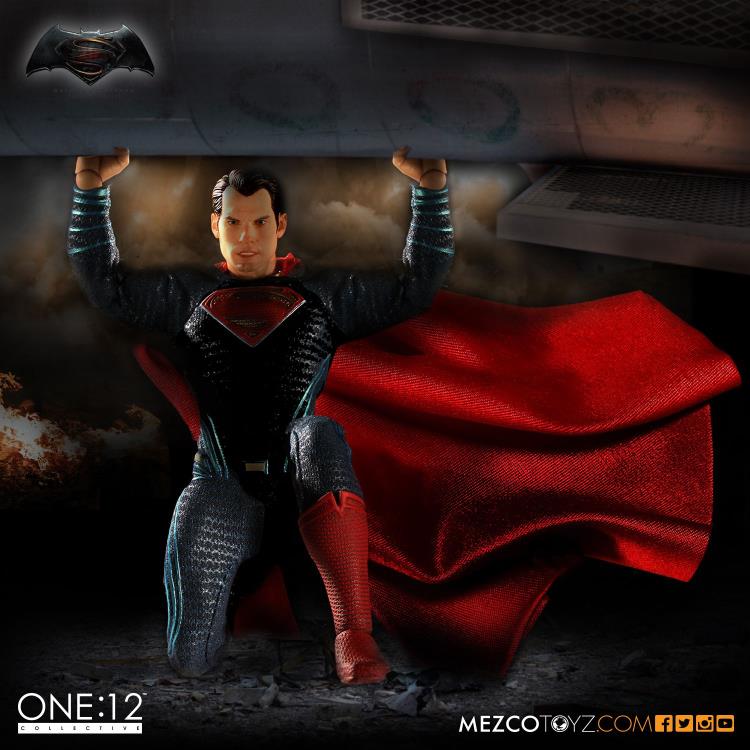 Batman v Superman One:12 Collective Superman Gallery Image 3