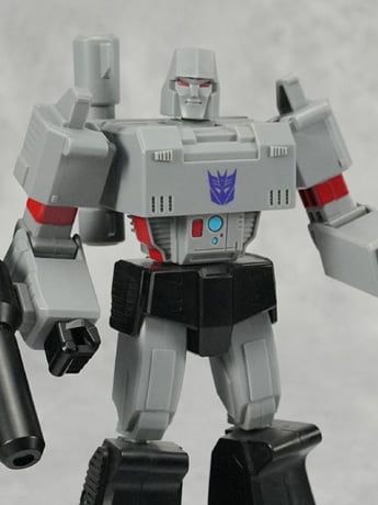 Transformers G1 Megatron Beginner Model Kit Gallery Image 2