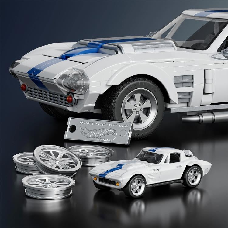 Hot Wheels Mattel Brick Shop Corvette Grand Sport Building Set Gallery Image 5