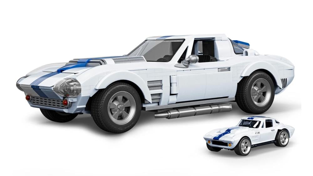 Hot Wheels Mattel Brick Shop Corvette Grand Sport Building Set Gallery Image 7