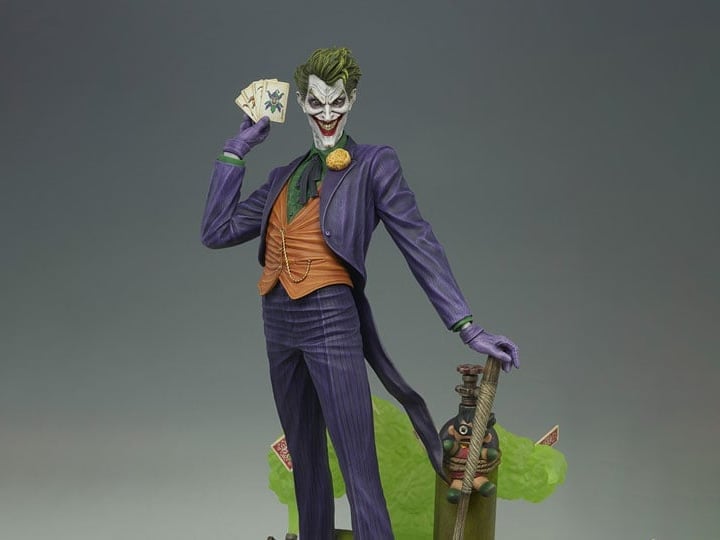 DC Comics The Joker (Cards) 1/4 Scale Maquette Gallery Image 1
