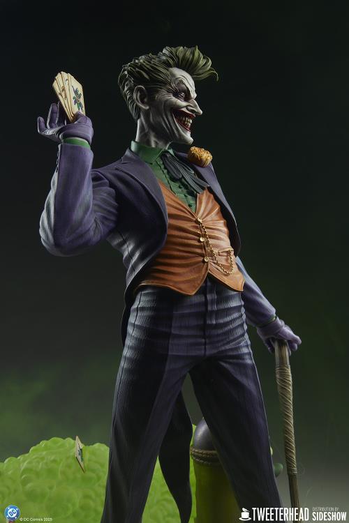 DC Comics The Joker (Cards) 1/4 Scale Maquette Gallery Image 5